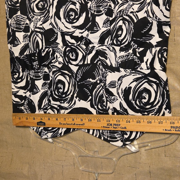 Plus Size Lane Bryant Black Roses Dress - Picture 5 of 6